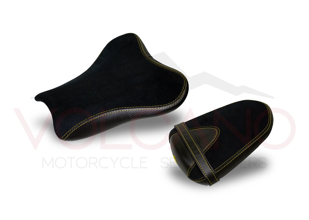 Rivestimento sella moto Suzuki GSX-R 1000 carbon look con materiali grip antiscivolo.