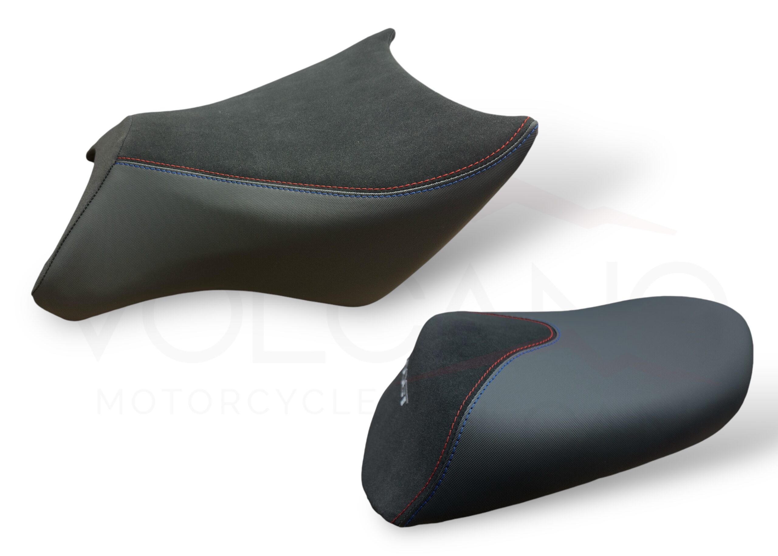 Rivestimento Sella nera antiscivolo con cuciture tricolore per BMW GT