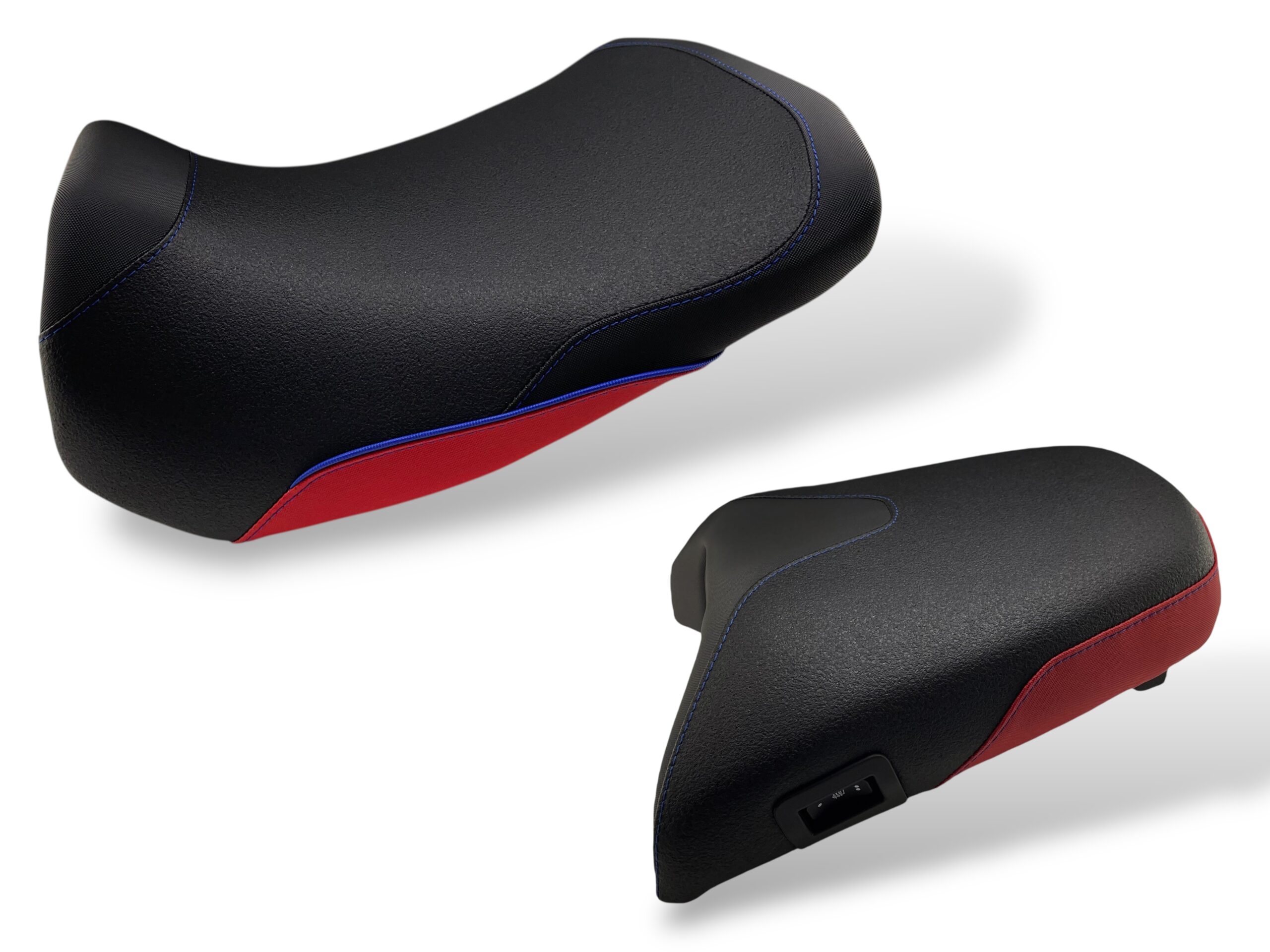 Rivestimento sella bicolore nero e rosso con cuciture blu per BMW R1300GS Adventure