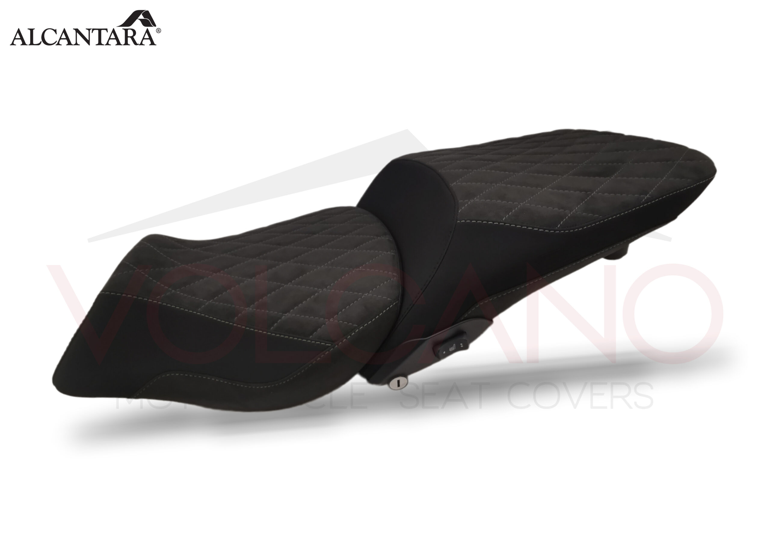 Seat cover artigianale in Alcantara grigia con cuciture a rombi per BMW R1200RT