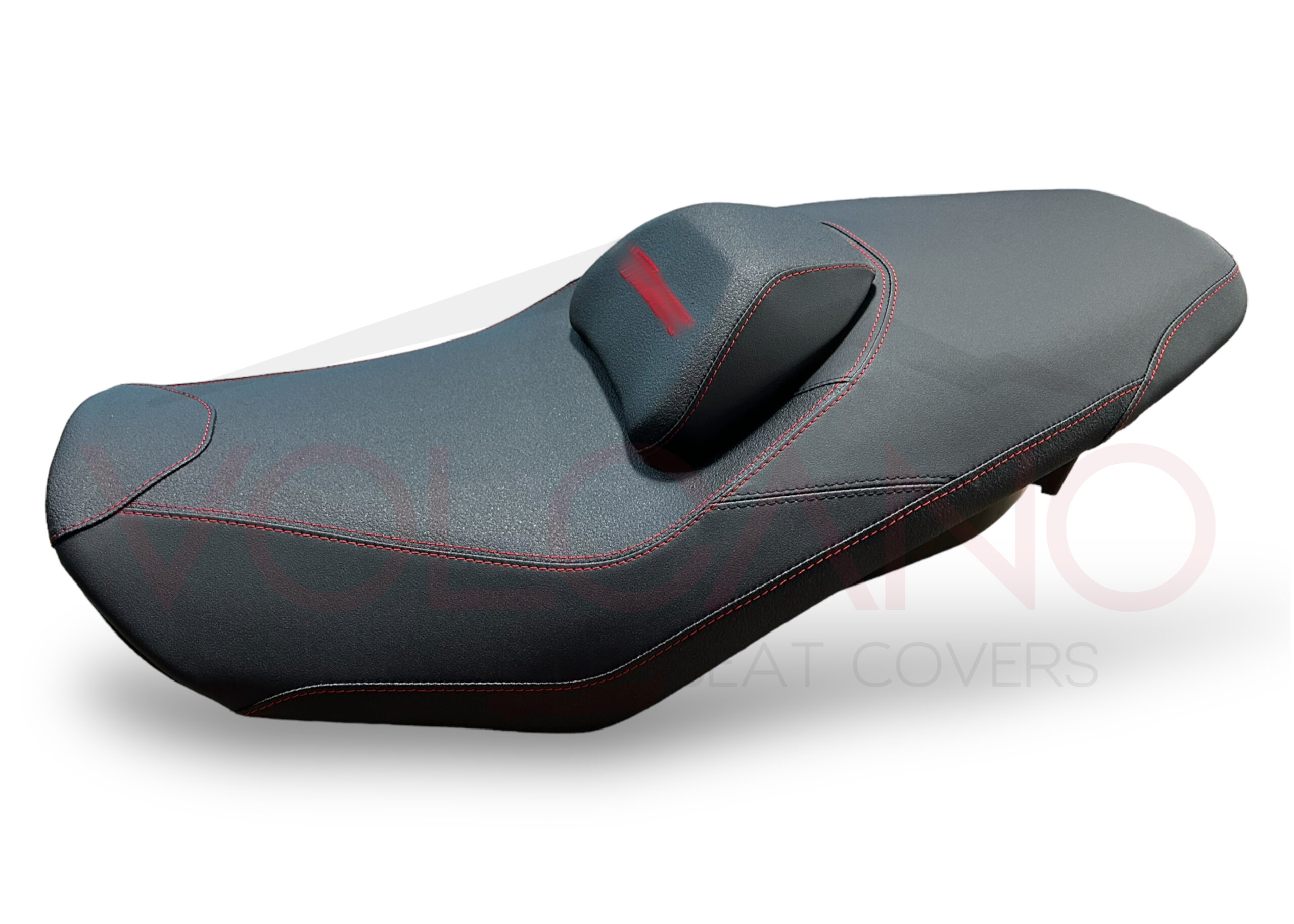Seat cover nera con cuciture rosse per Yamaha TMAX 560 2022-2024