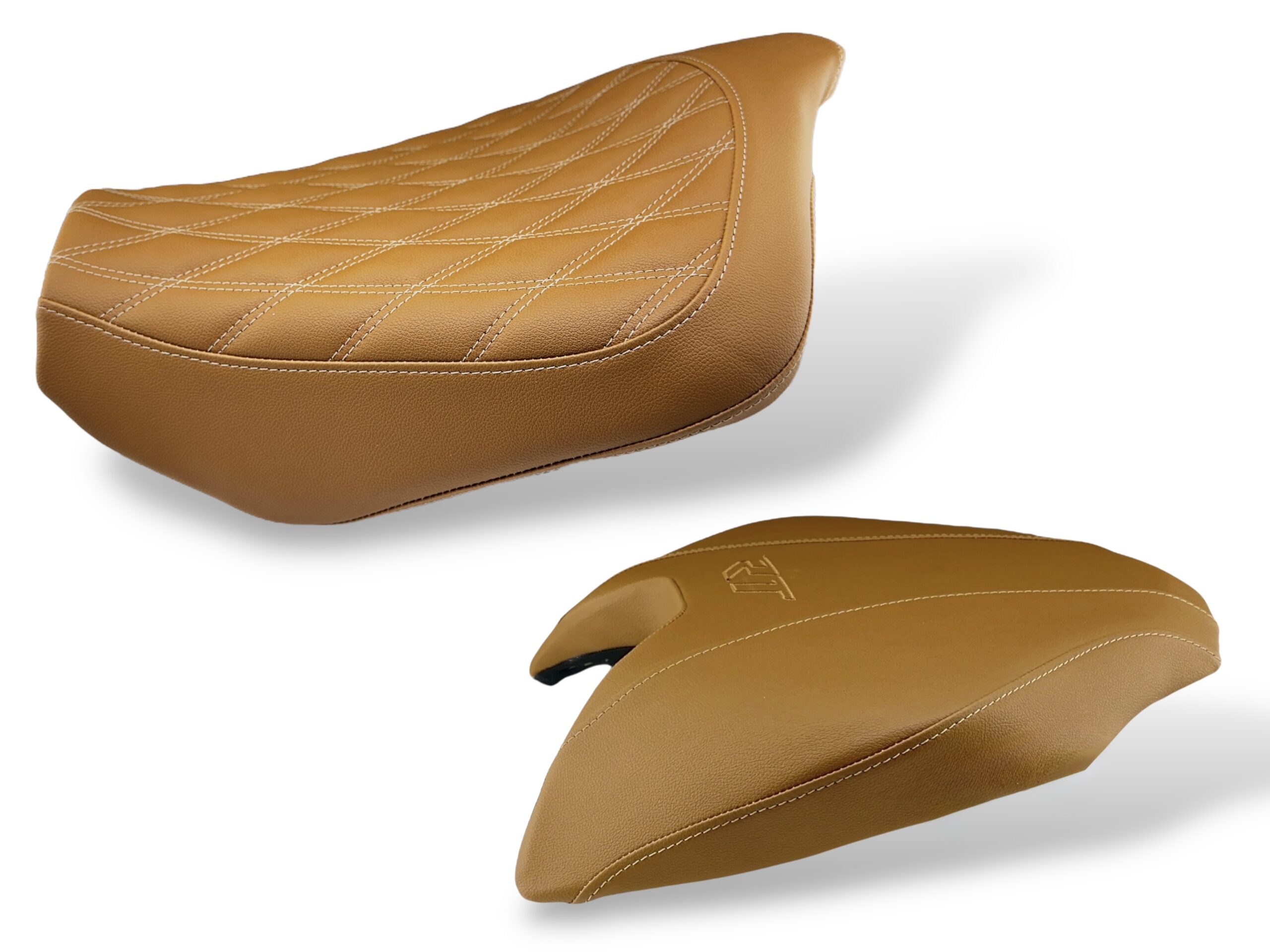 Rivestimento sella artigianale in similpelle martellata per BMW R 1300 RT 2025-2026.